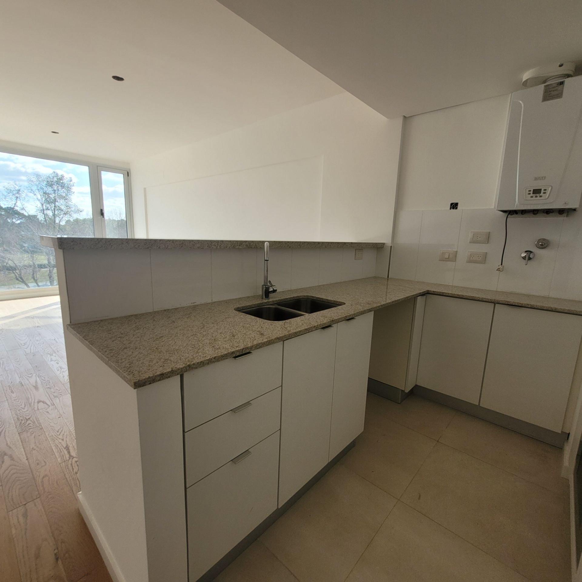2 Ambientes balcón con parrilla amenities cochera
