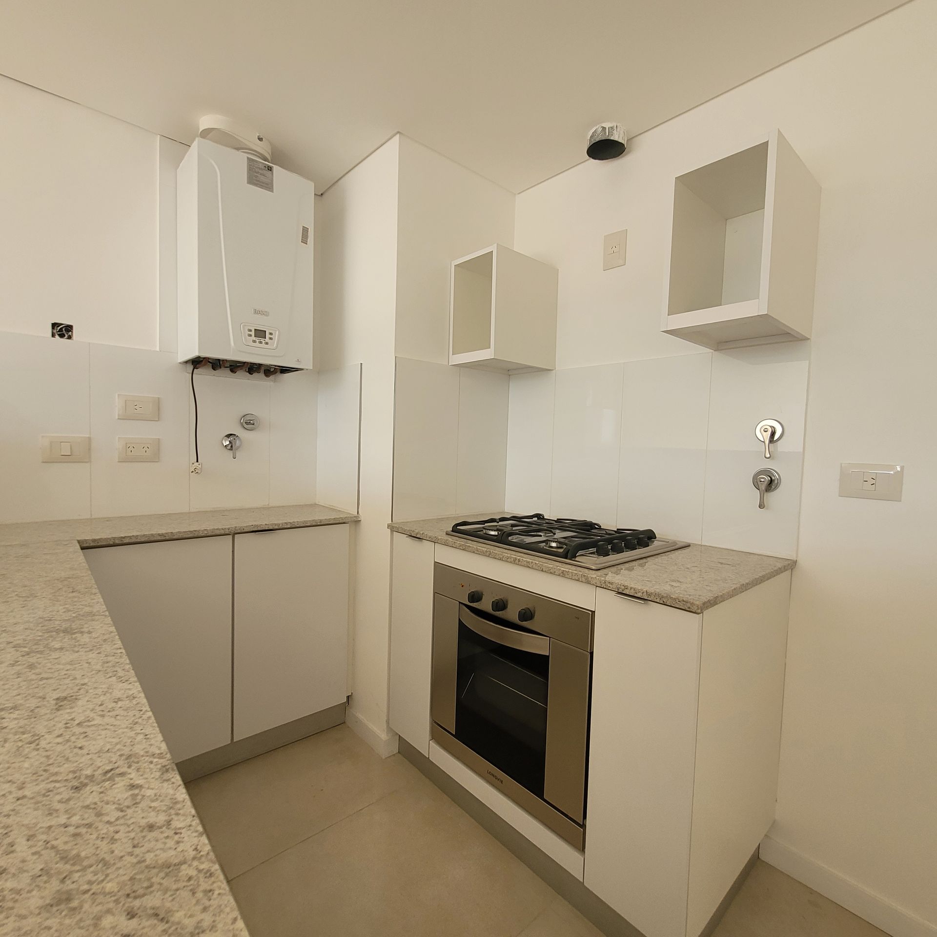 2 Ambientes balcón con parrilla amenities cochera