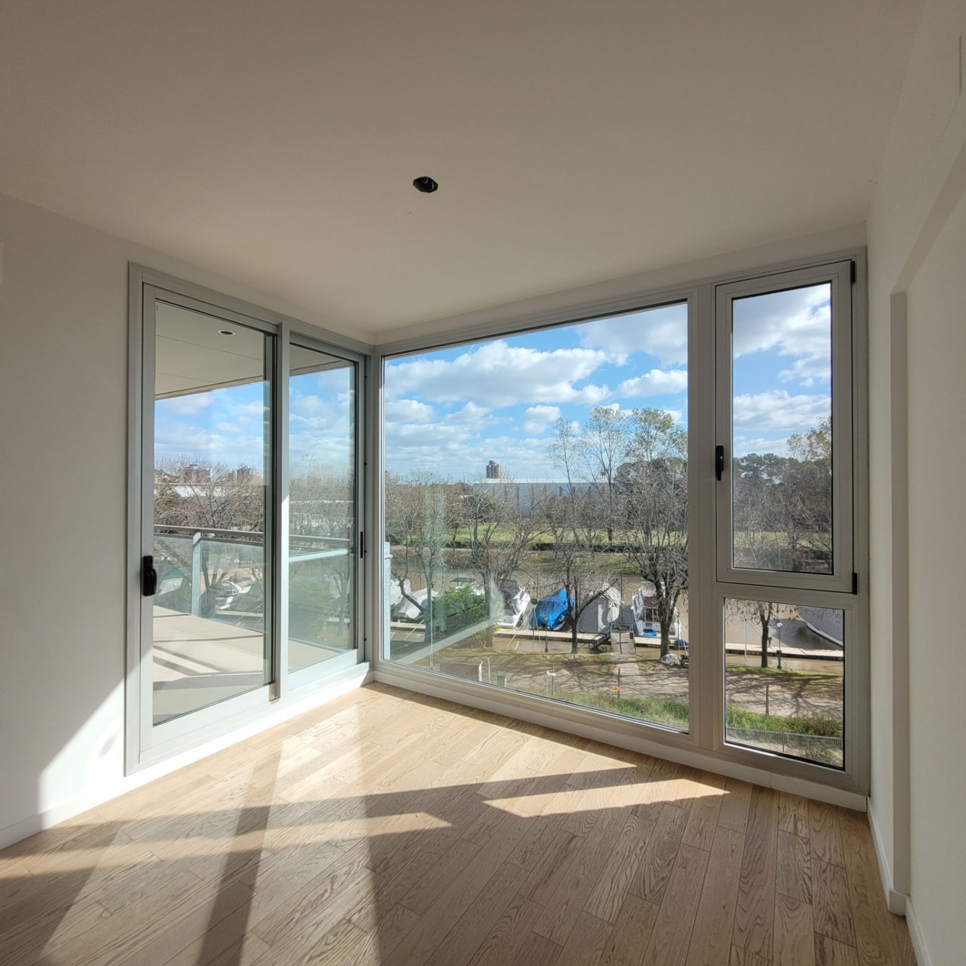 2 Ambientes balcón con parrilla amenities cochera