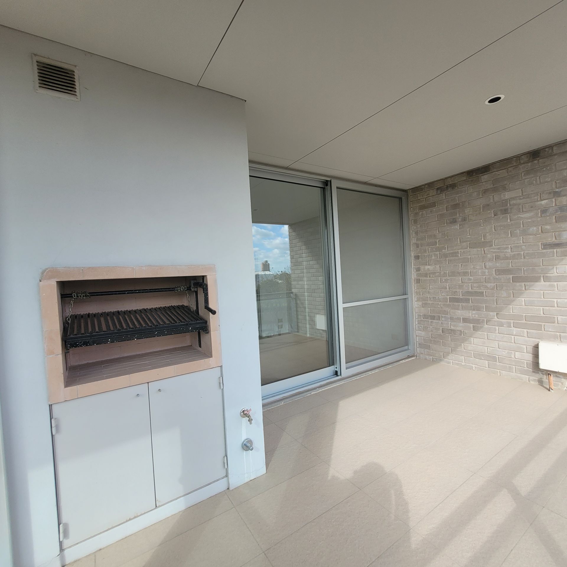 2 Ambientes balcón con parrilla amenities cochera