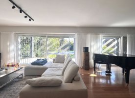 MODERNA CASA Libertador al Río MARTINEZ con RENTA