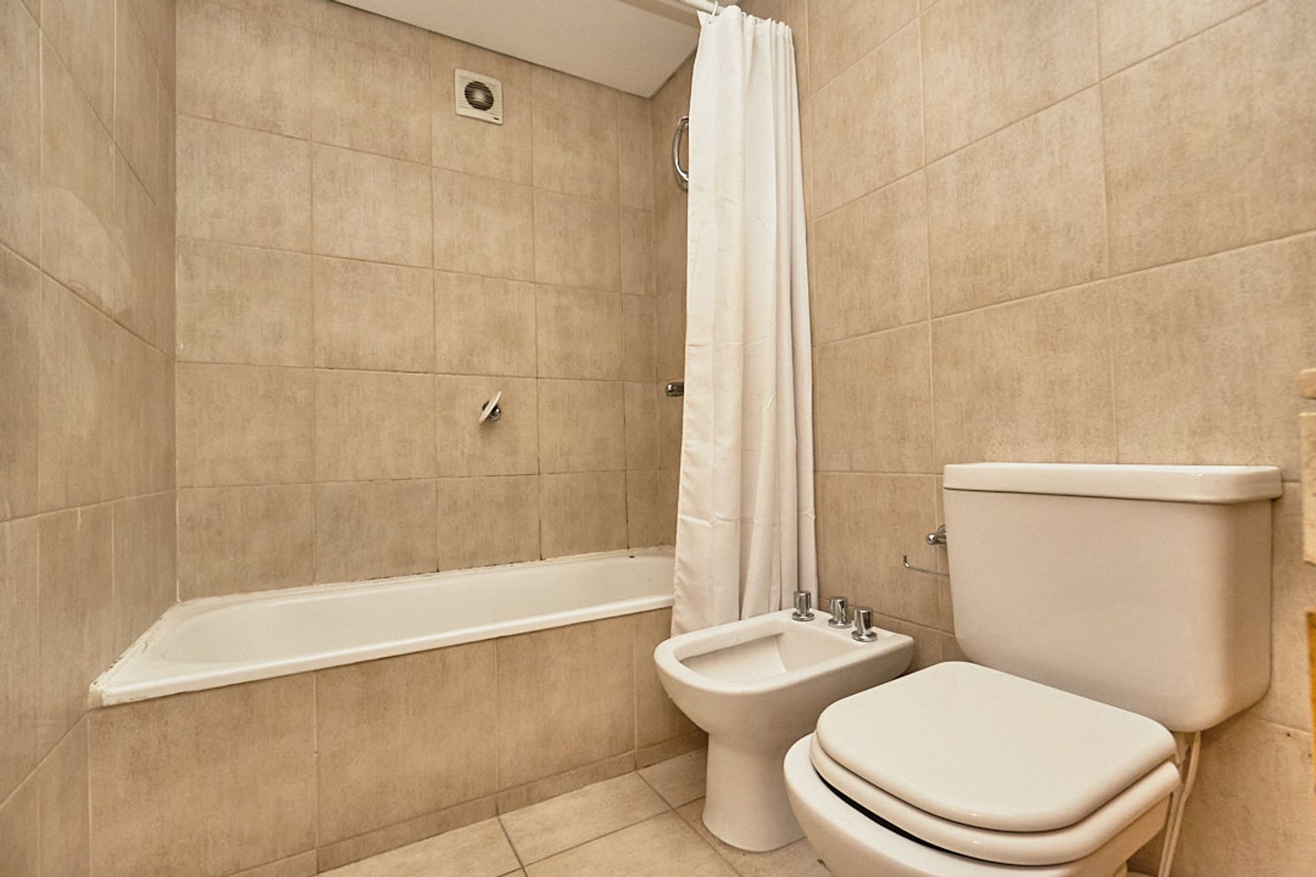 Venta dpto 2 amb con balcón en Ayres San Isidro