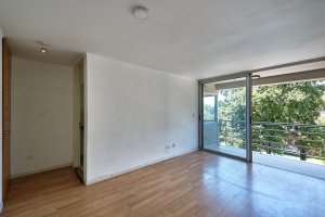 Sale Apartment 2 rooms with balcony in Ayres San Isidro