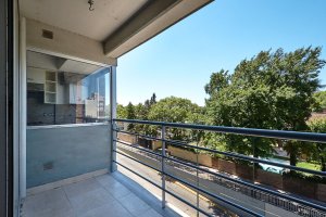 Sale Apartment 2 rooms with balcony in Ayres San Isidro