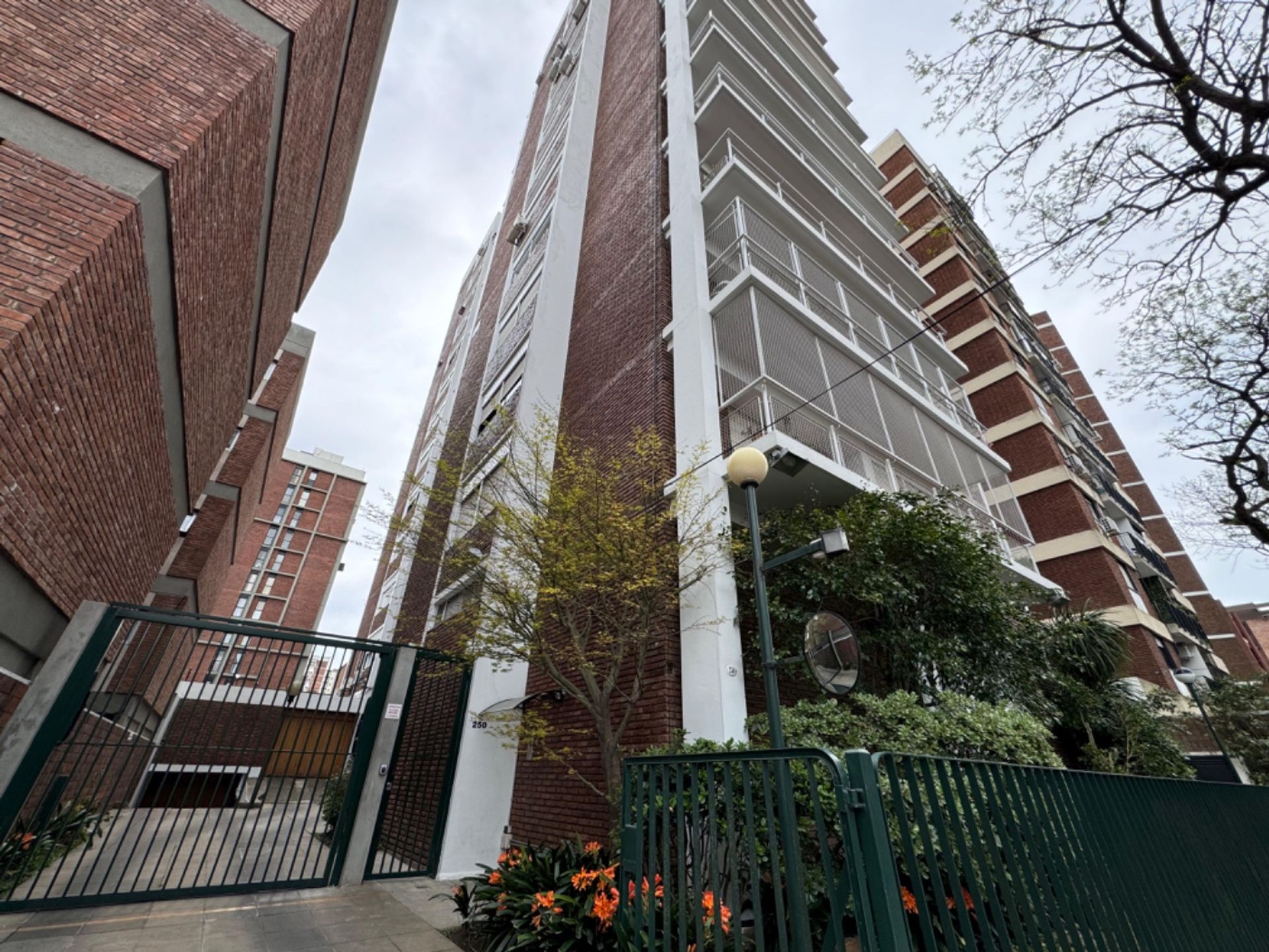 Departamento en Martinez, 5 Ambientes con Cochera