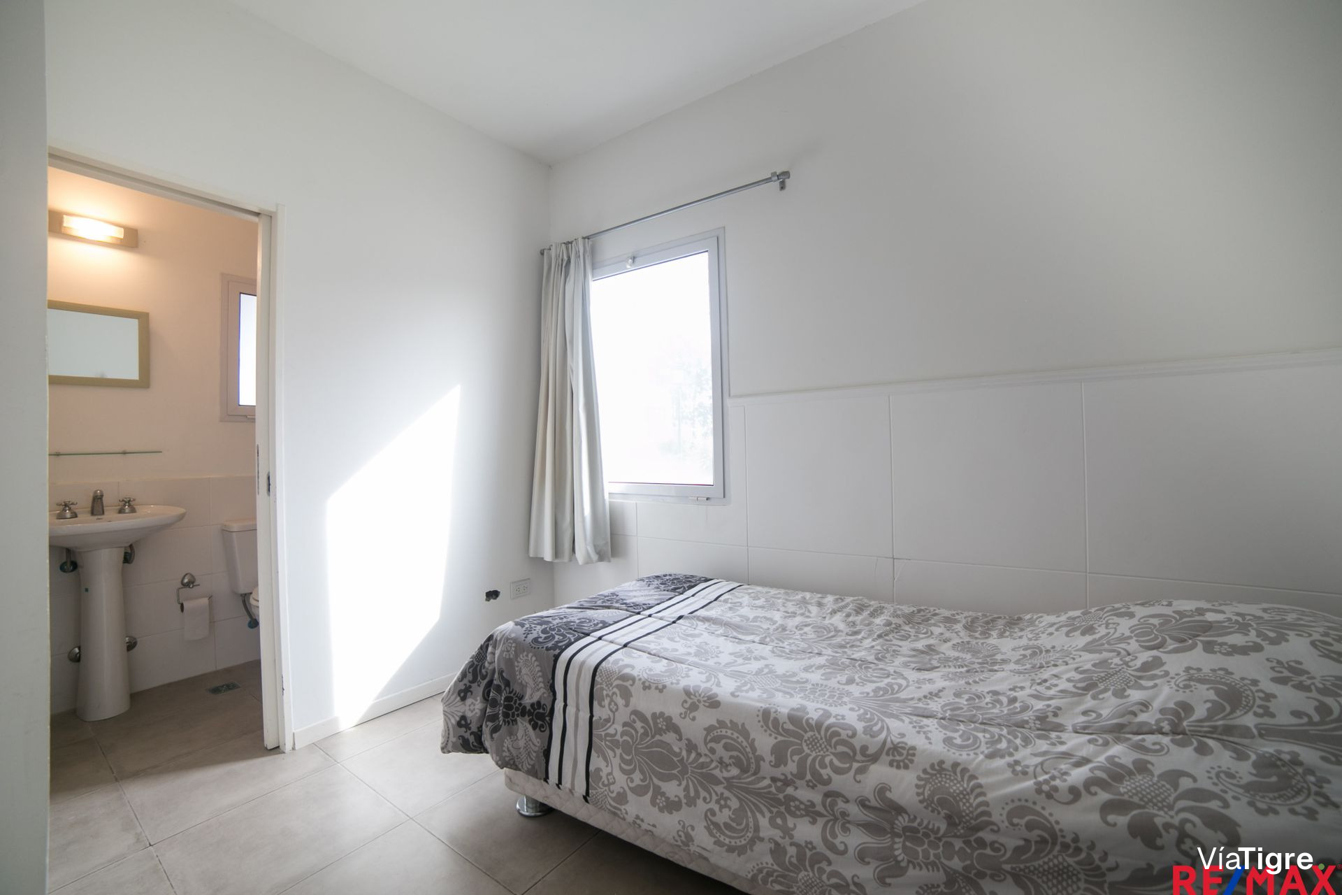 Venta casa 4 dorm pileta Tigre Barrio S.I.Labrador