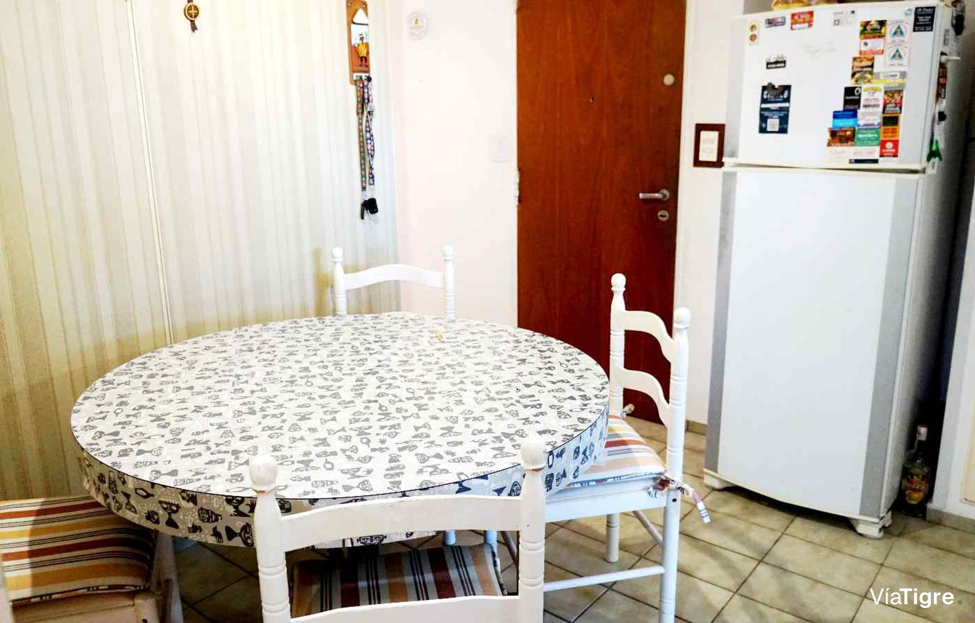Departamento en martínez buena luz