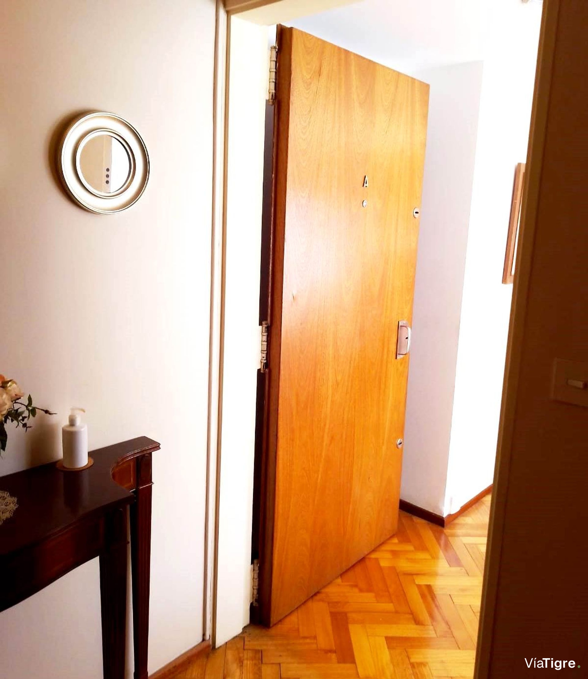 Departamento en martínez buena luz
