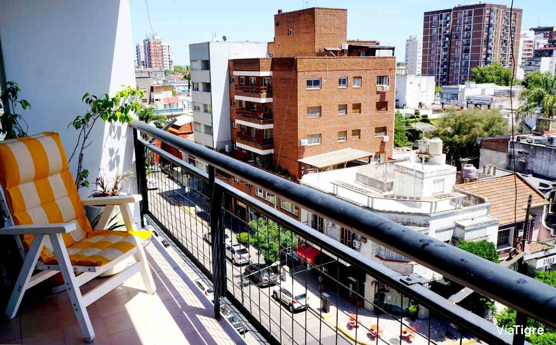 Departamento en martínez buena luz