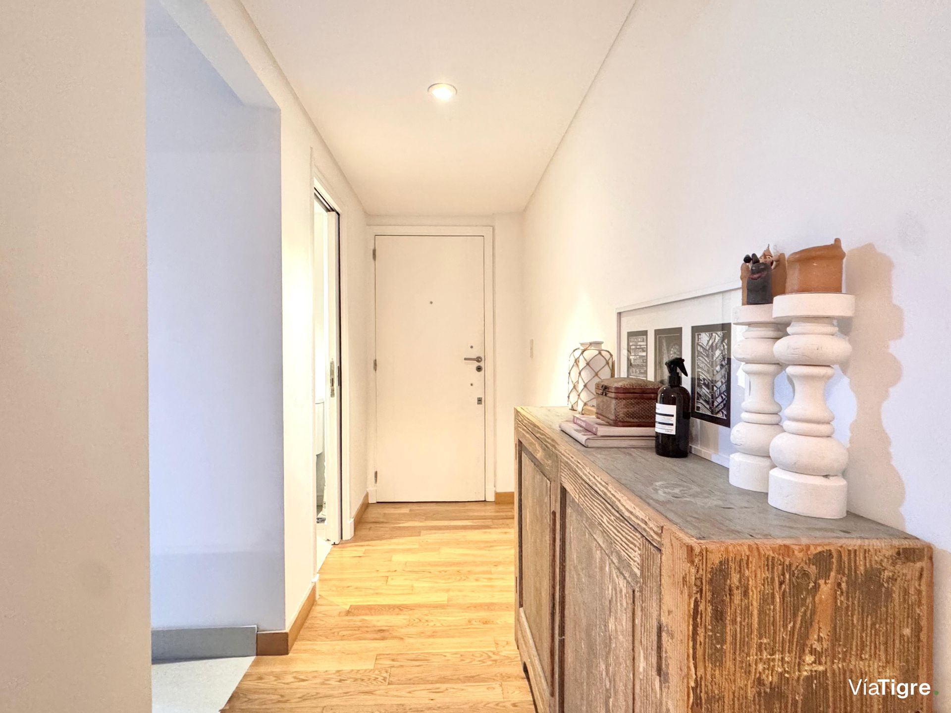 Depto Duplex 2 ambient. Punta Chica Av. Libertador