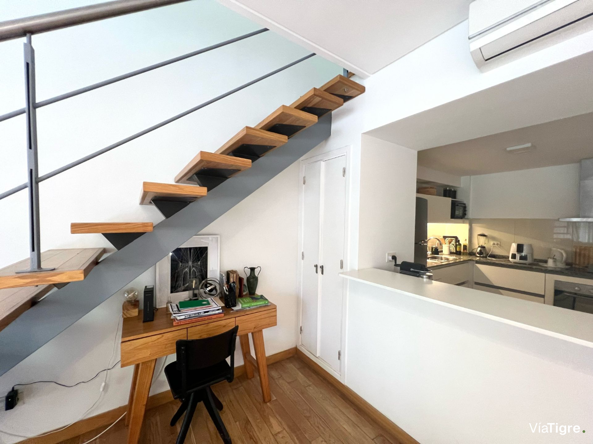 Depto Duplex 2 ambient. Punta Chica Av. Libertador