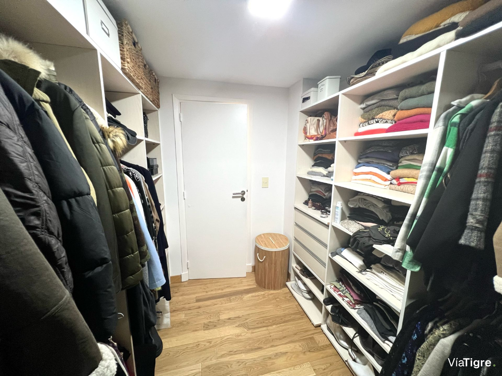 Depto Duplex 2 ambient. Punta Chica Av. Libertador