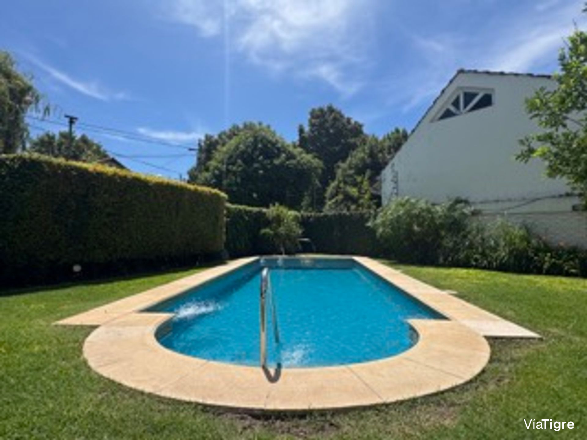 Depto Duplex 2 ambient. Punta Chica Av. Libertador