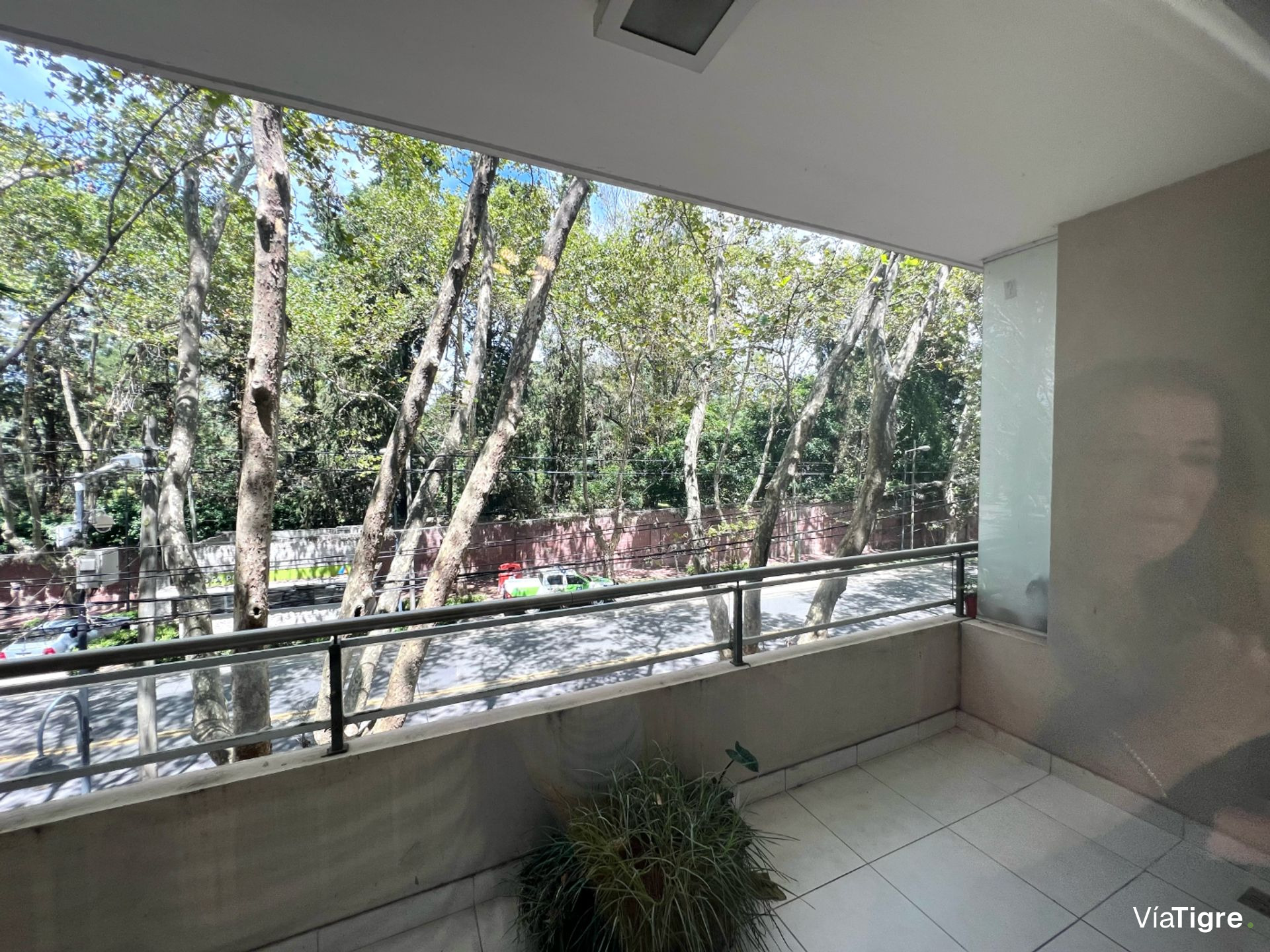 Depto Duplex 2 ambient. Punta Chica Av. Libertador