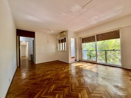 Apartment for Sale – 4 Rooms, Martinez