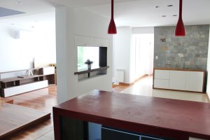 Venta Casa 5 ambientes con patio y pileta MARTINEZ