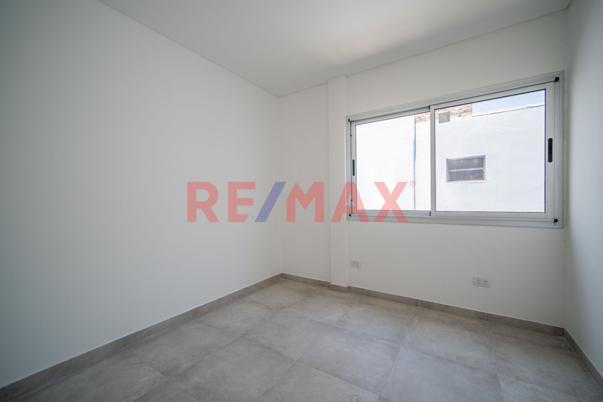 Duplex a estrenar, 3 hab, coch, parque y parrilla