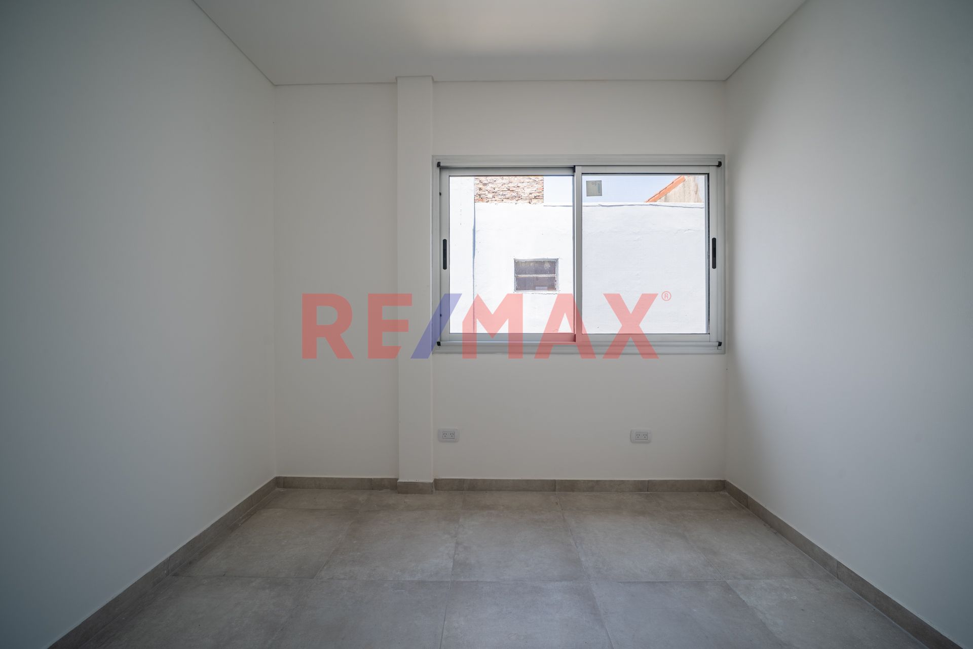 Duplex a estrenar, 3 hab, coch, parque y parrilla