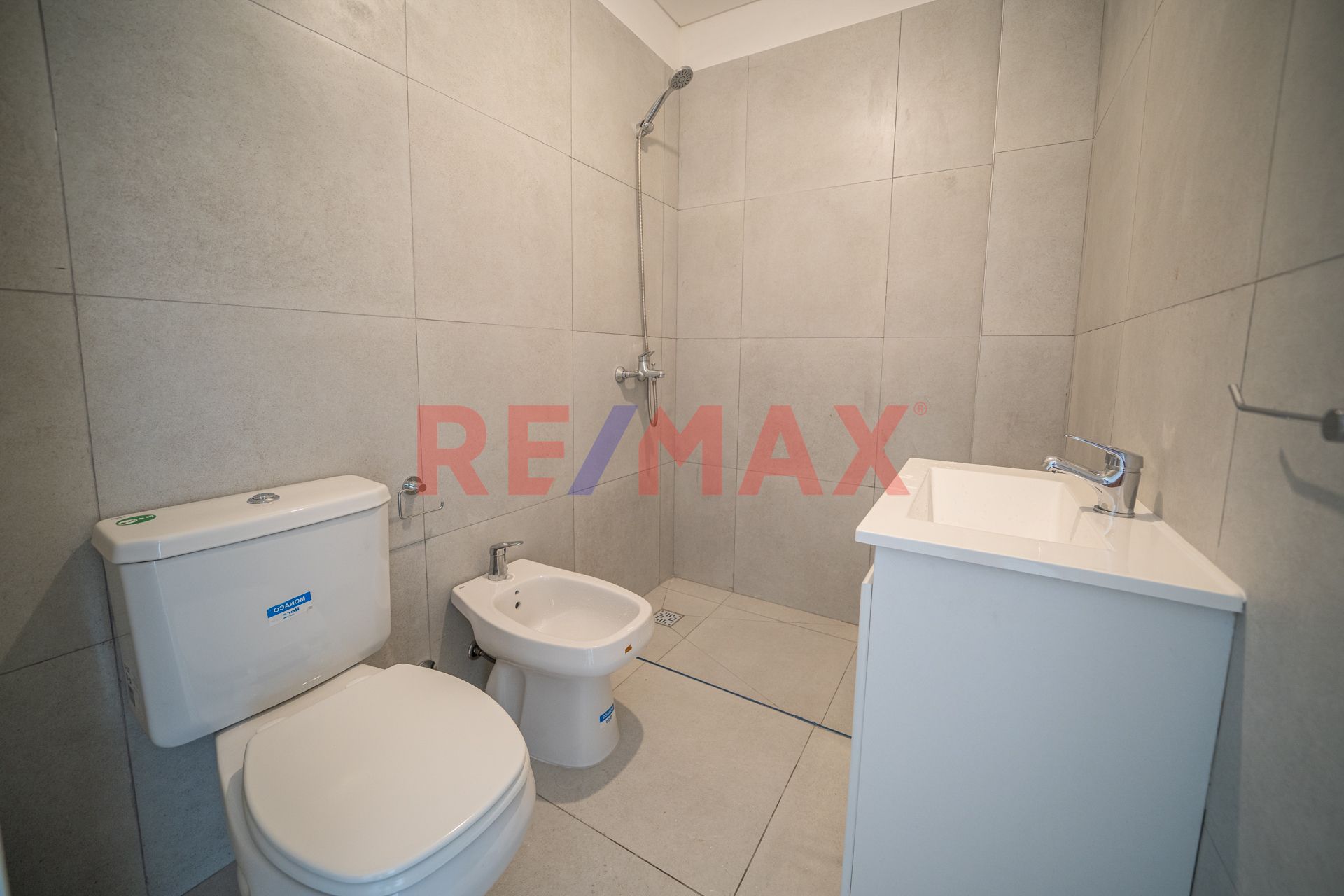 Duplex a estrenar, 3 hab, coch, parque y parrilla