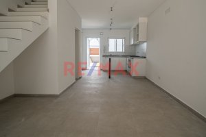 Duplex a estrenar, 3 hab, coch, parque y parrilla