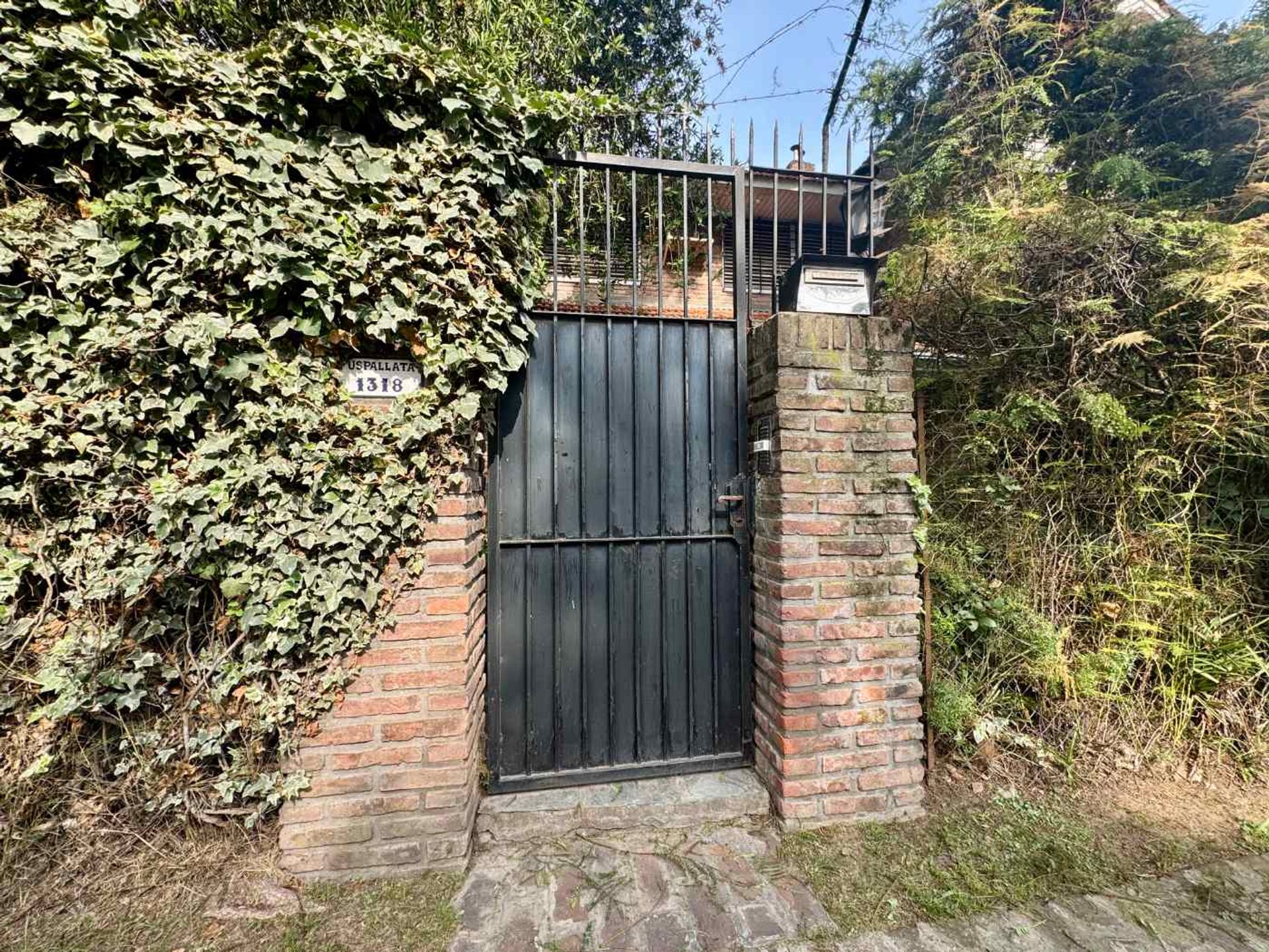 CASA TERRENO Las Lomas de San Isidro Beccar