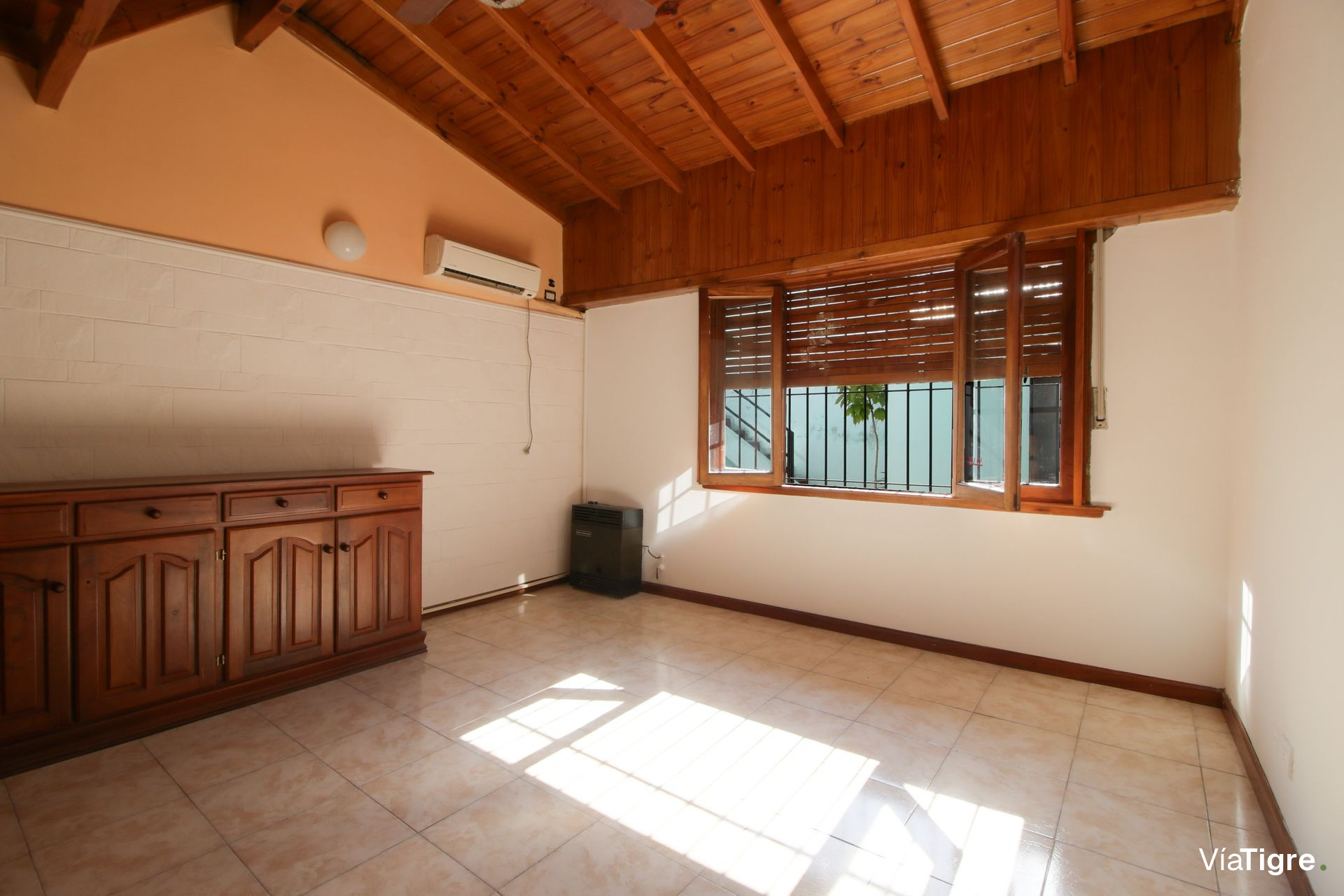 Venta Casa 3 Amb Con Galpon!
