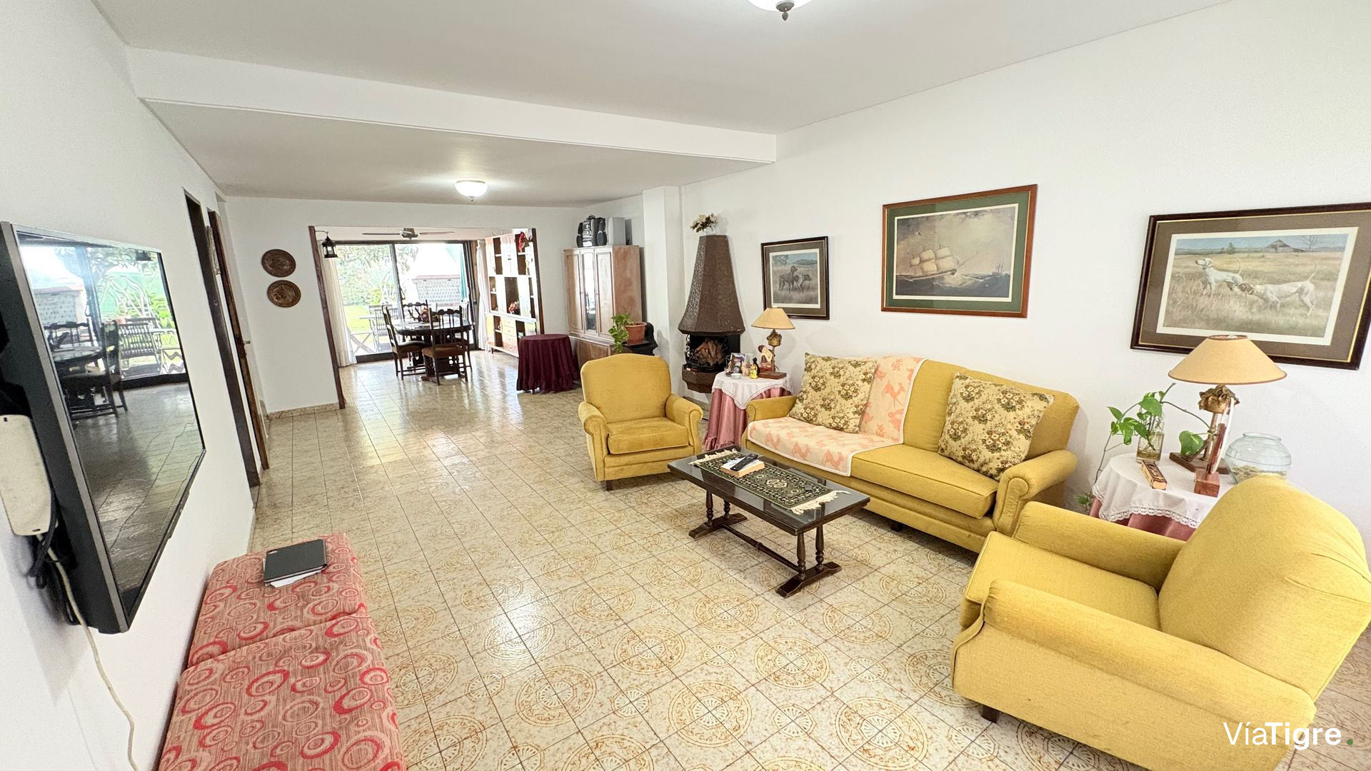 Venta casa 4 dormitorios con patio en Olivos