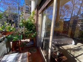 Bright 2-room Apartment near parking and river