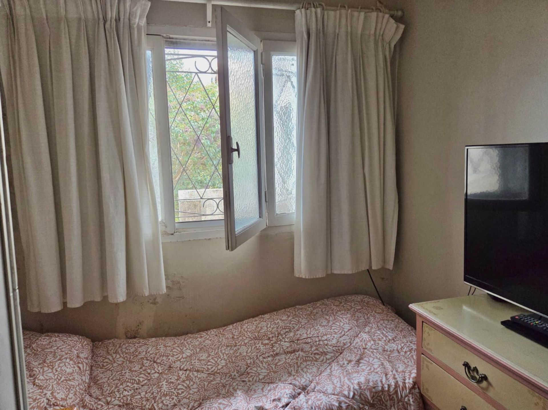 Casa 4 Dormitorios En Olivos Con Jardin Y Cochera