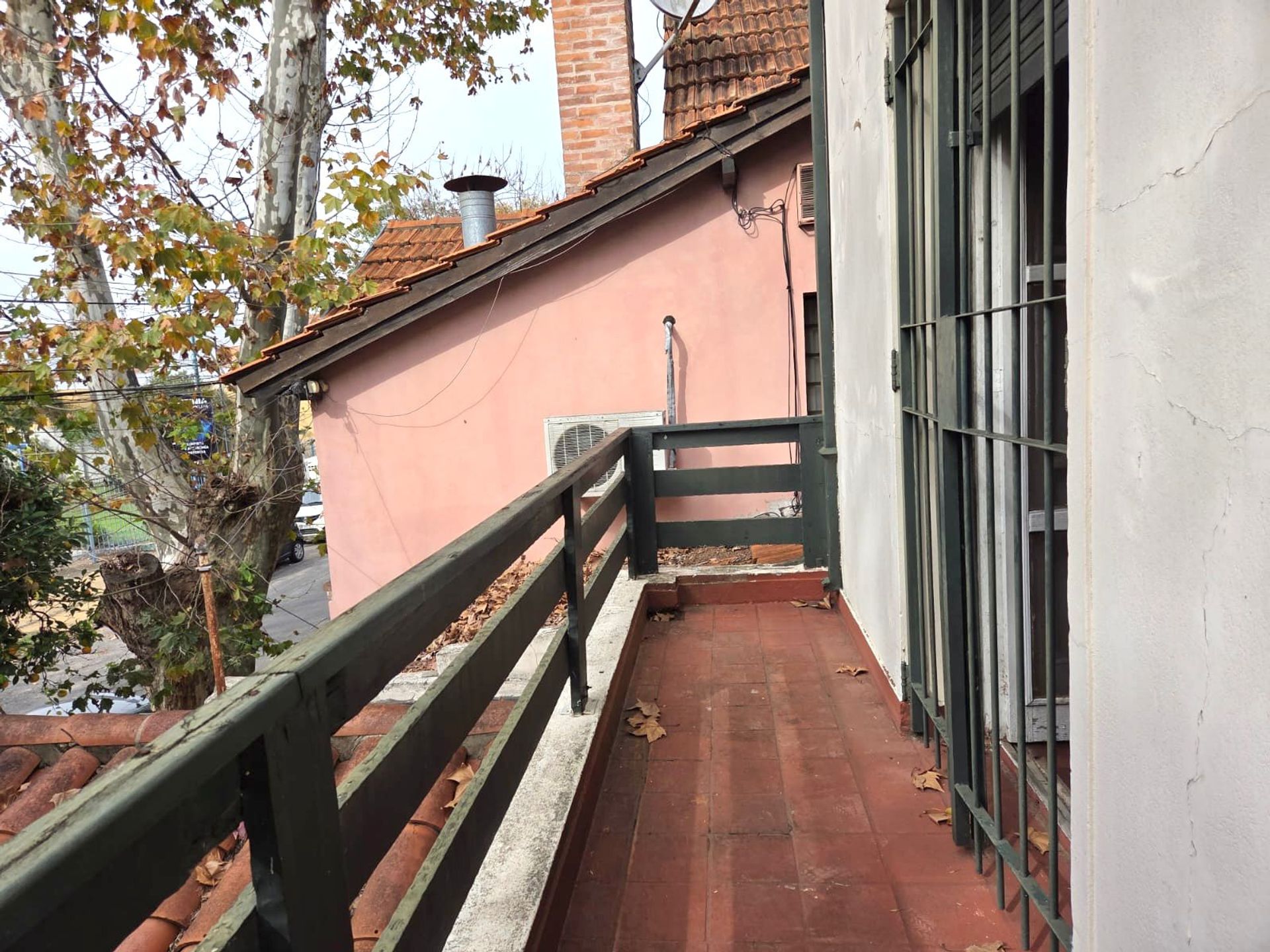 Casa 4 Dormitorios En Olivos Con Jardin Y Cochera