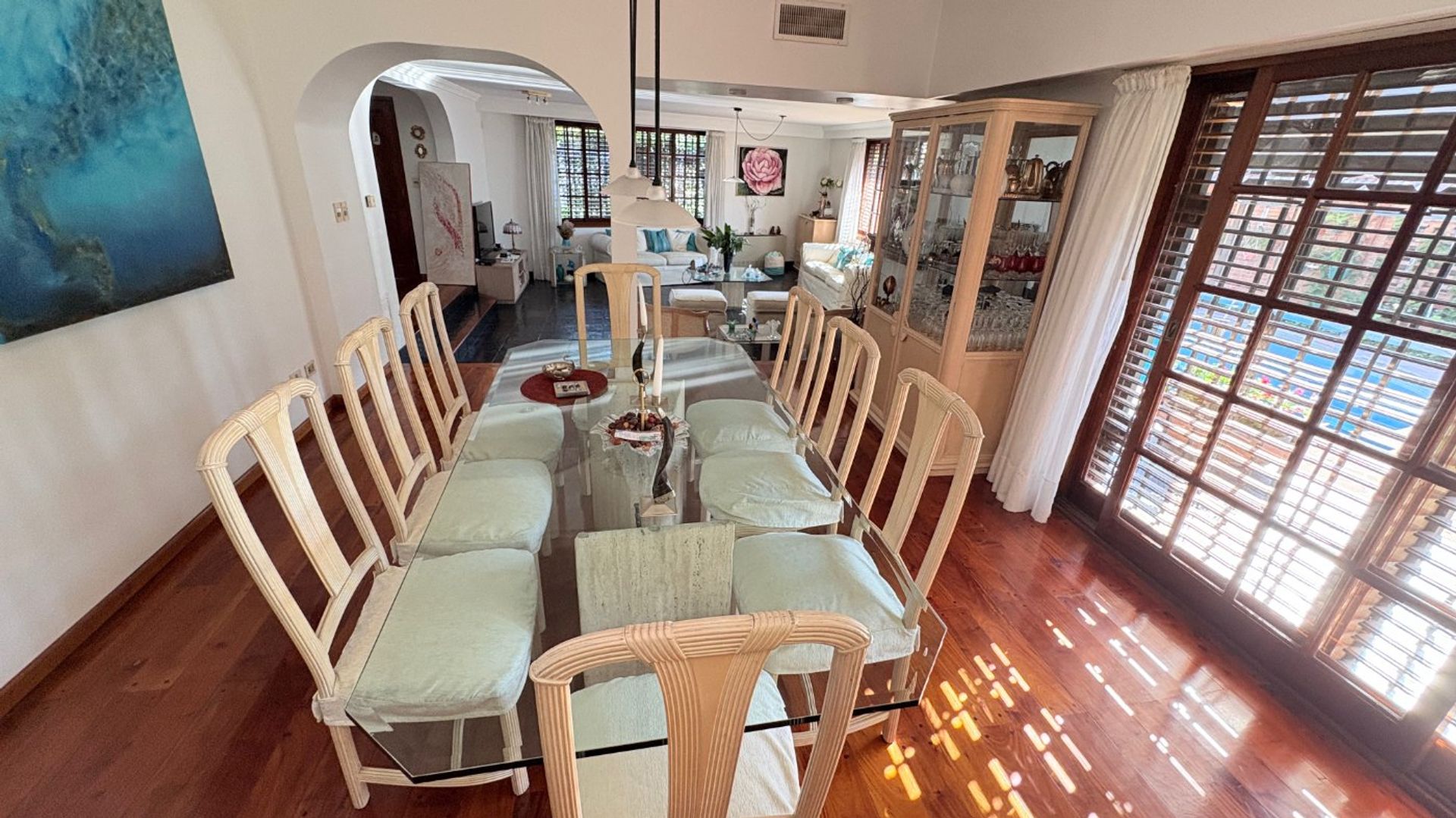 Venta casa 4 dormitorios Martinez Permuta