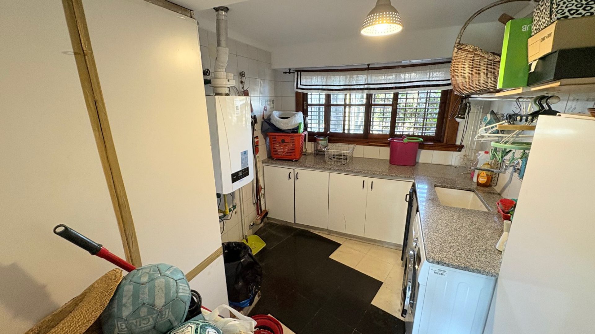 Venta casa 4 dormitorios Martinez Permuta