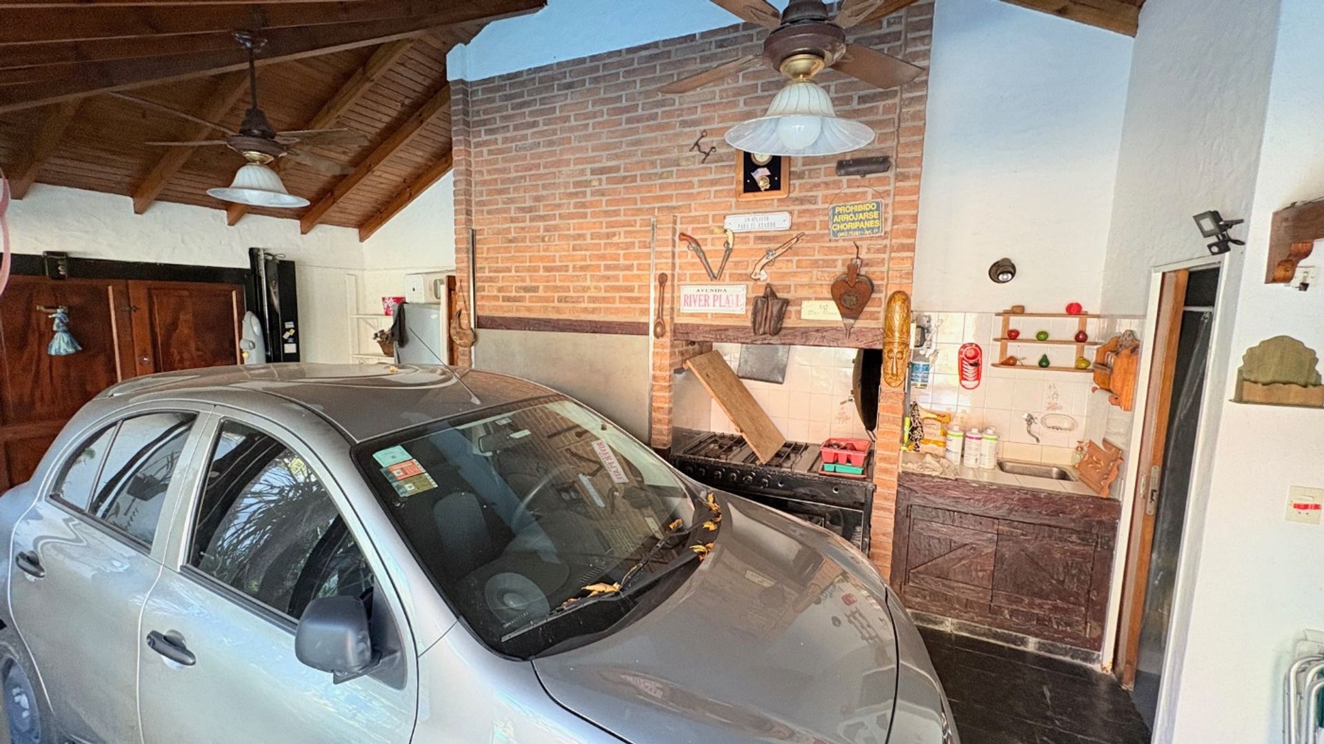 Venta casa 4 dormitorios Martinez Permuta