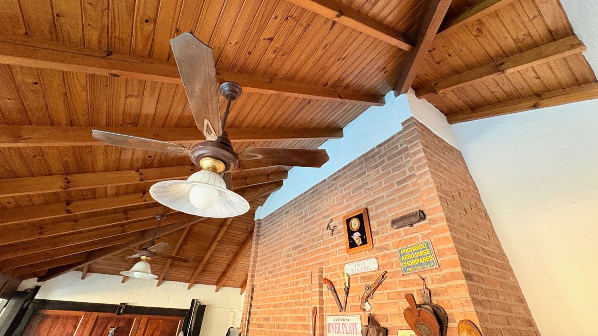 Venta casa 4 dormitorios Martinez Permuta