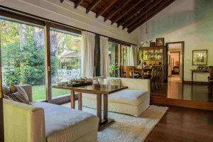 Exclusive house in Acassuso, Libertad al Río