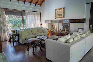Exclusive house in Acassuso, Libertad al Río