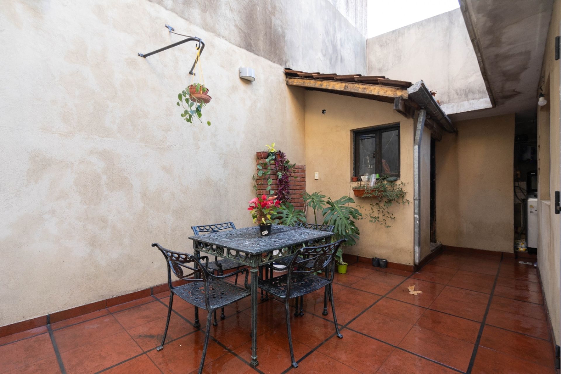Casa En Venta Con Cochera, Patio Y Terraza Florida