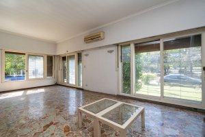 Casa 3 dorm Villa Martelli con cochera