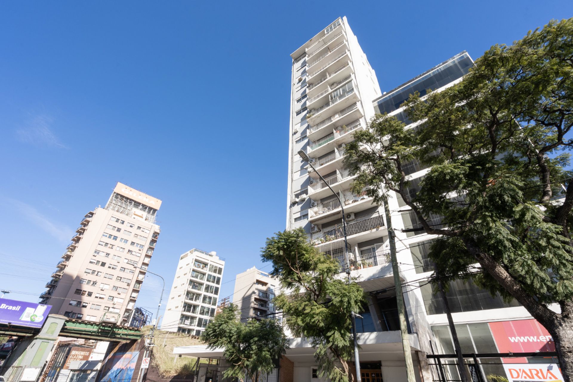 Venta Dpto 4 amb 2 coch 2 baul balcón vista al río