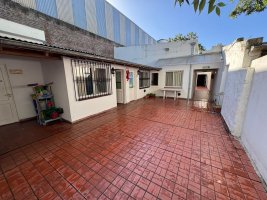 Manor House - Lot 8.66 x 57 meters - Ideal Investor