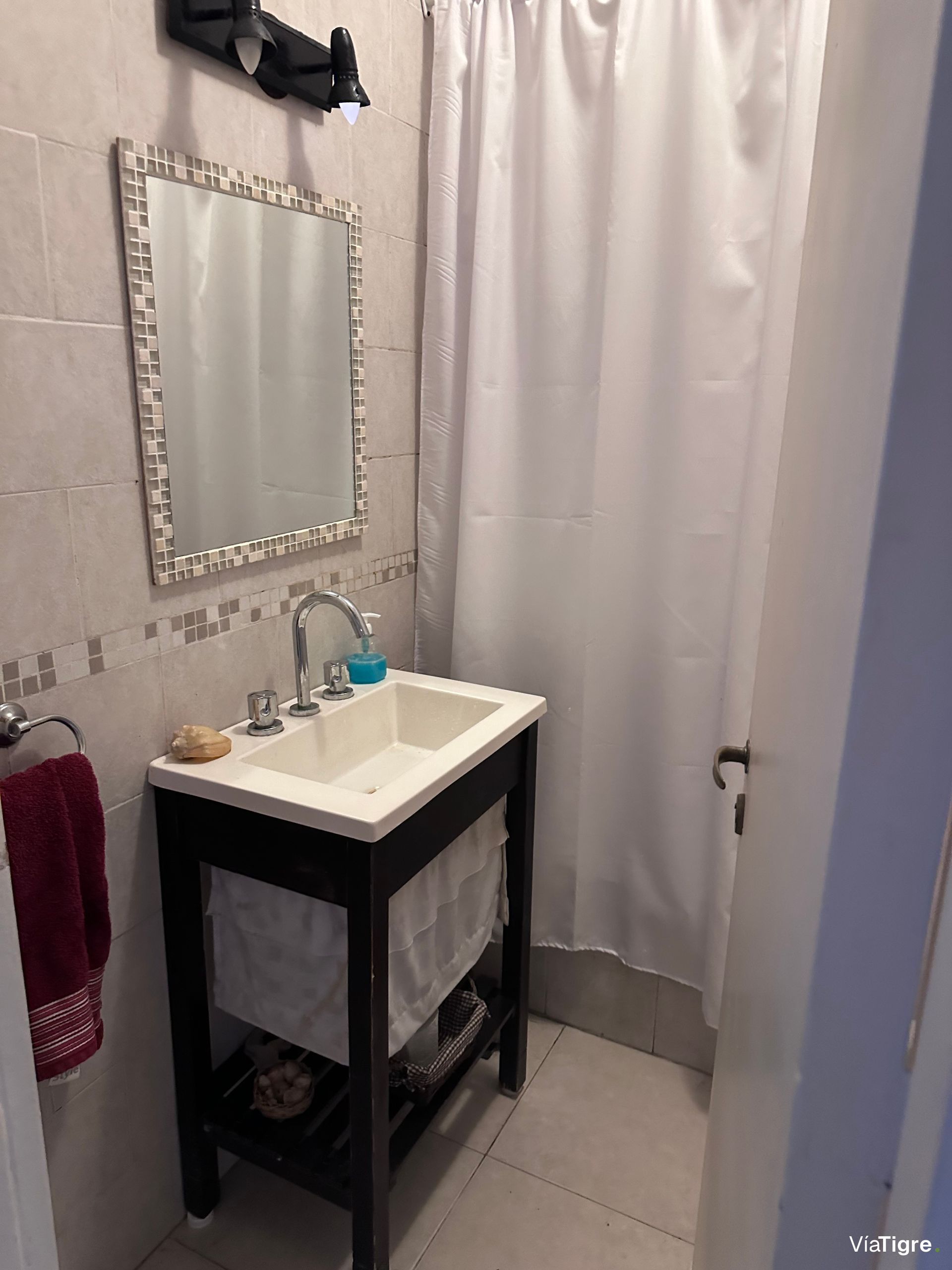 Casa con lote propio 3 dermitorios y garage