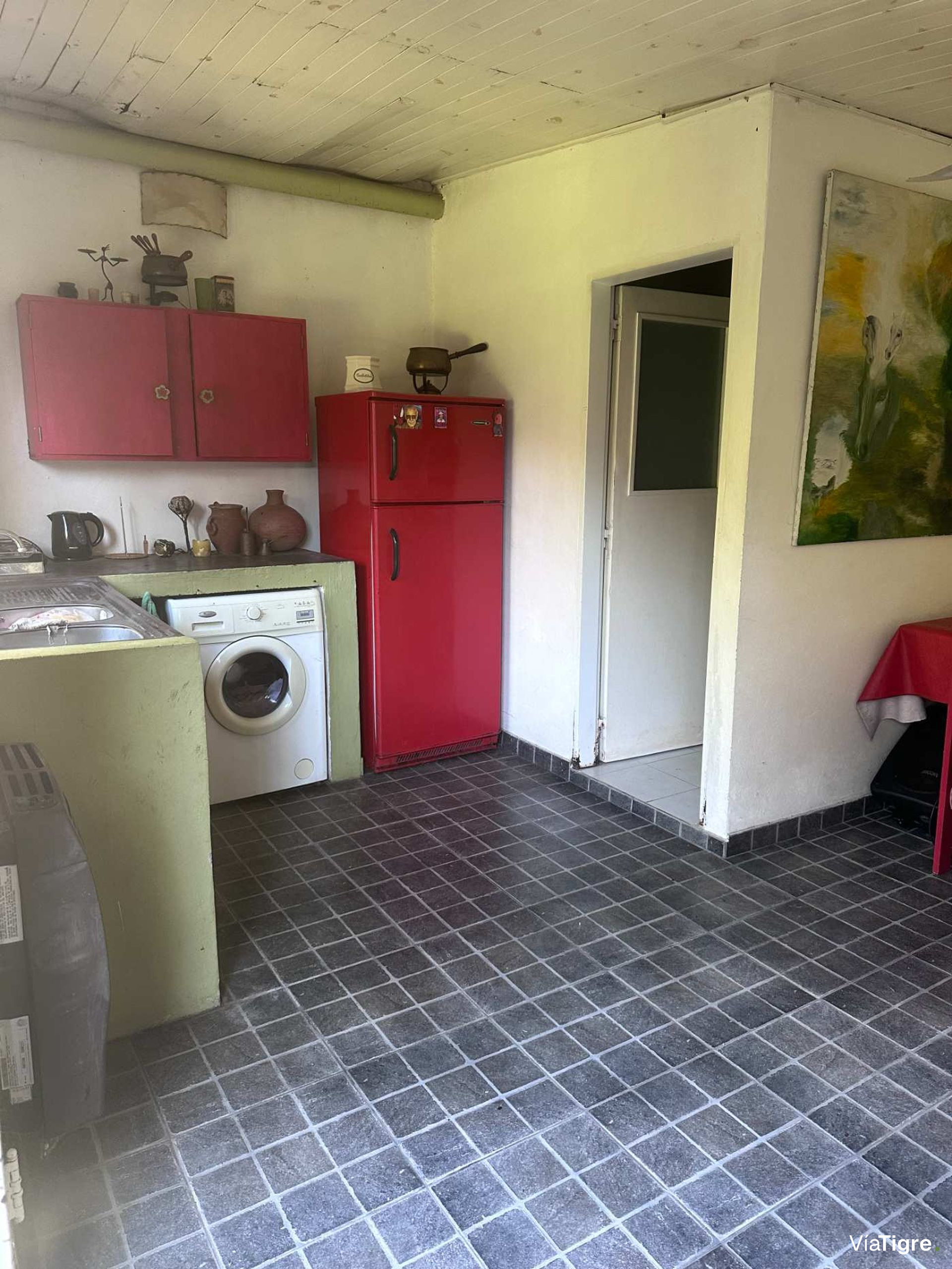 Casa con lote propio 3 dermitorios y garage