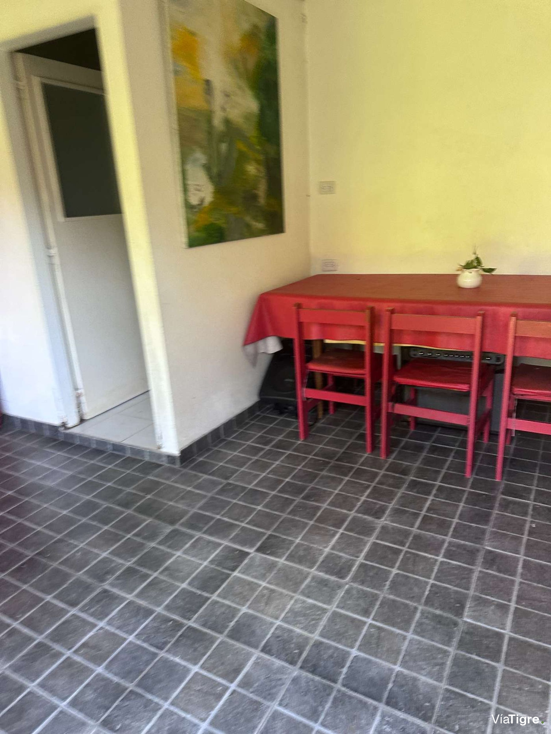 Casa con lote propio 3 dermitorios y garage