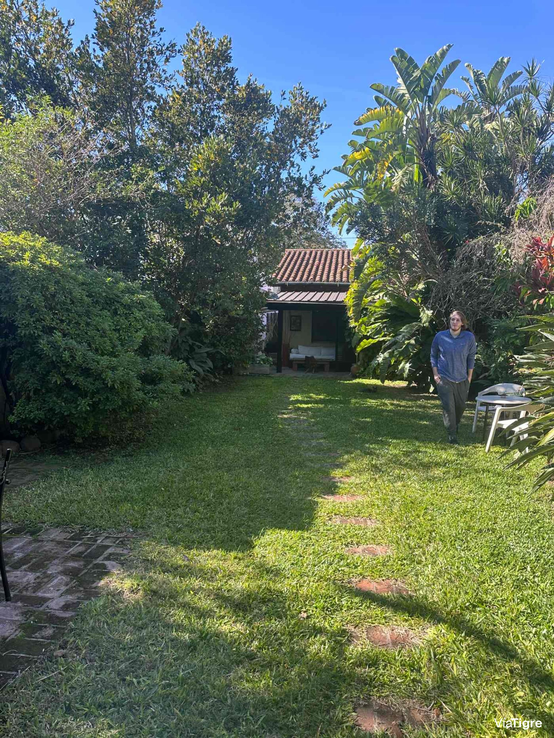 Casa con lote propio 3 dermitorios y garage