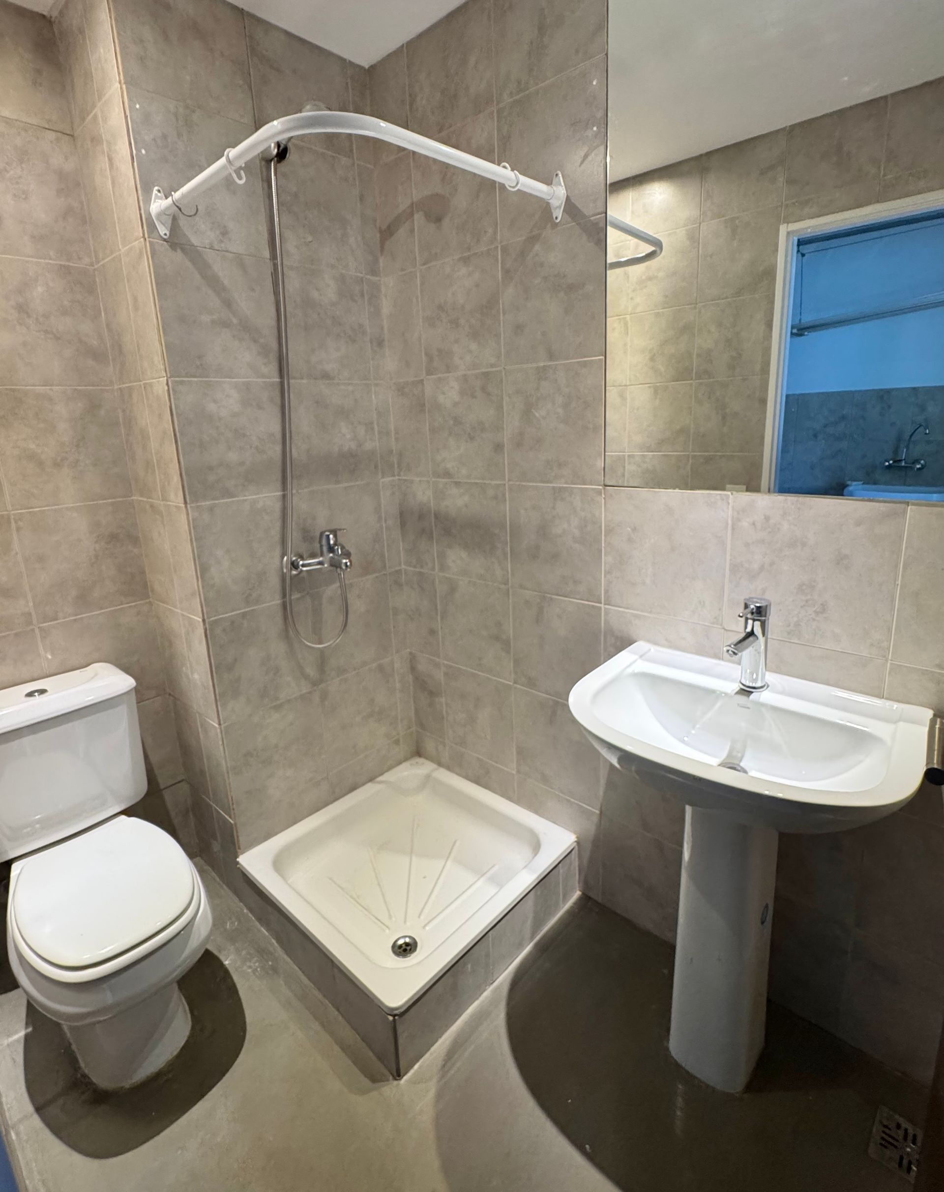 Venta Departamento cuatro ambientes en La LUCILA