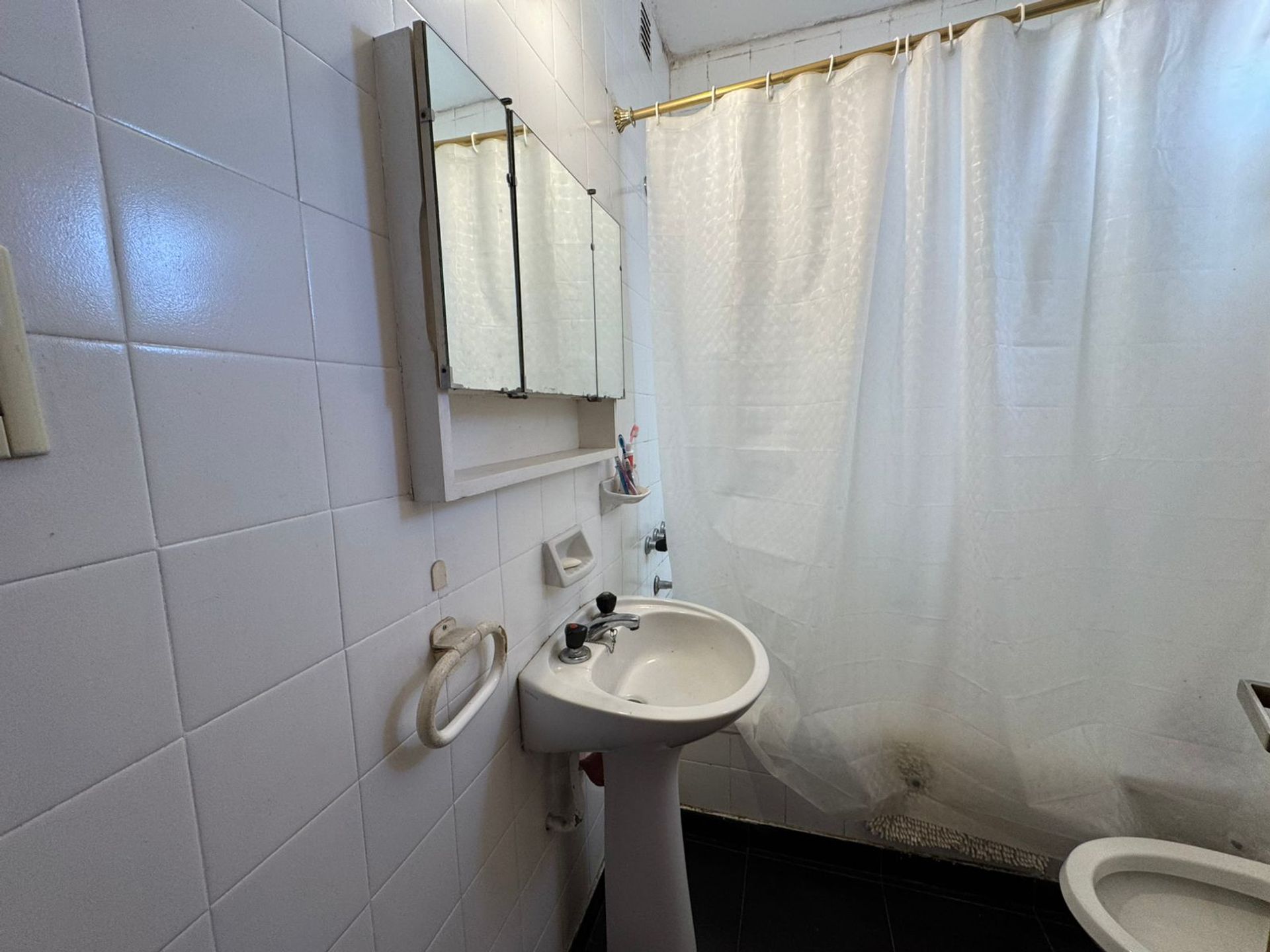 Departamento 3 ambientes ideal inversor - Olivos -