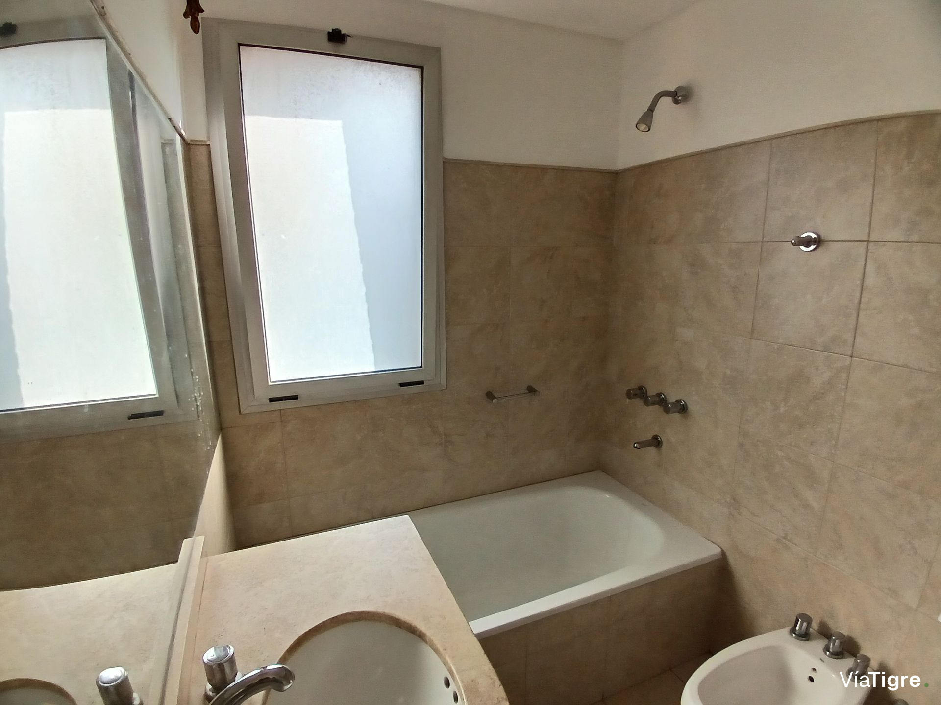 Venta 3 amb con parrilla cochera piscina Nordelta