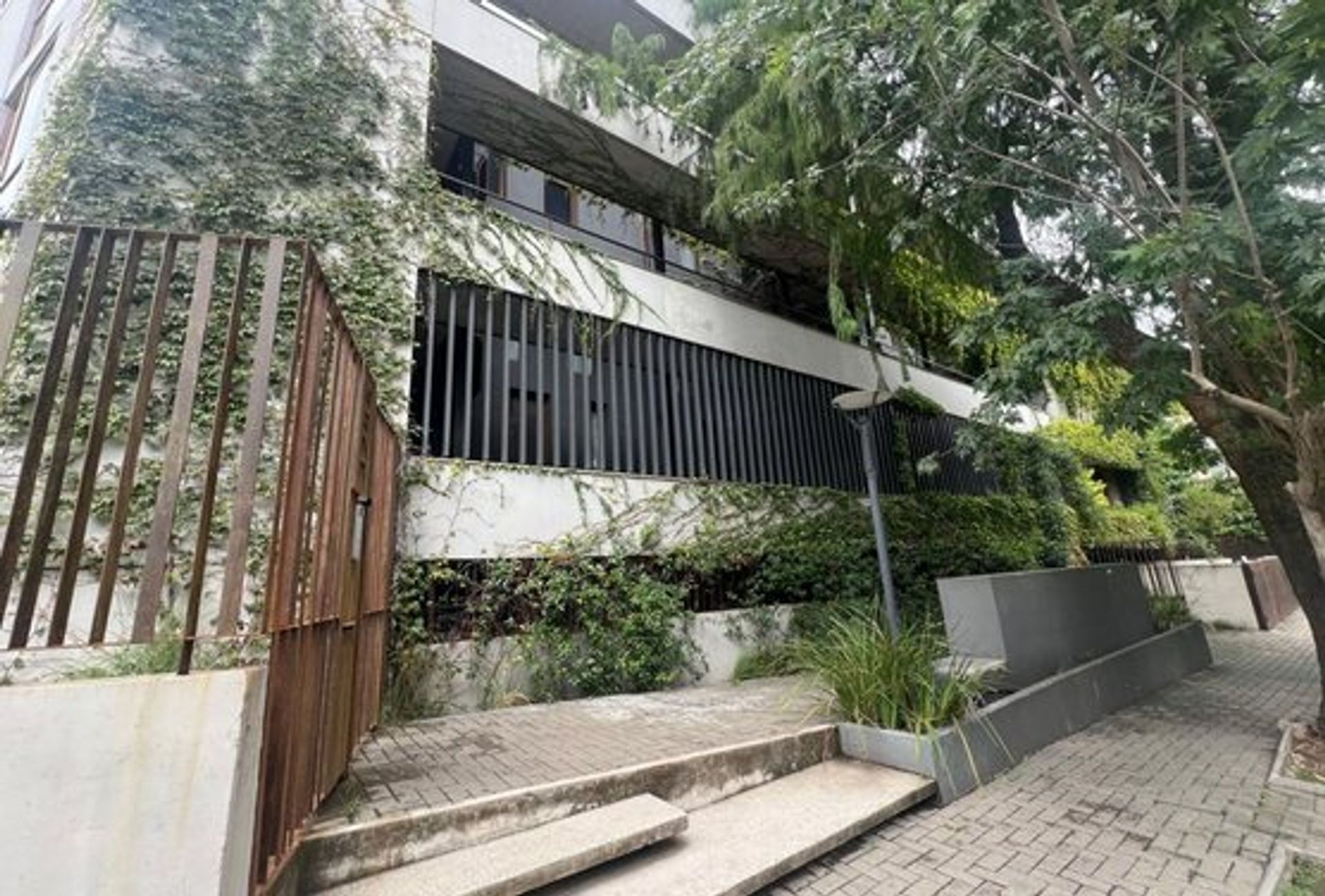 Venta Exclusivo Triplex en el bajo de La Lucila