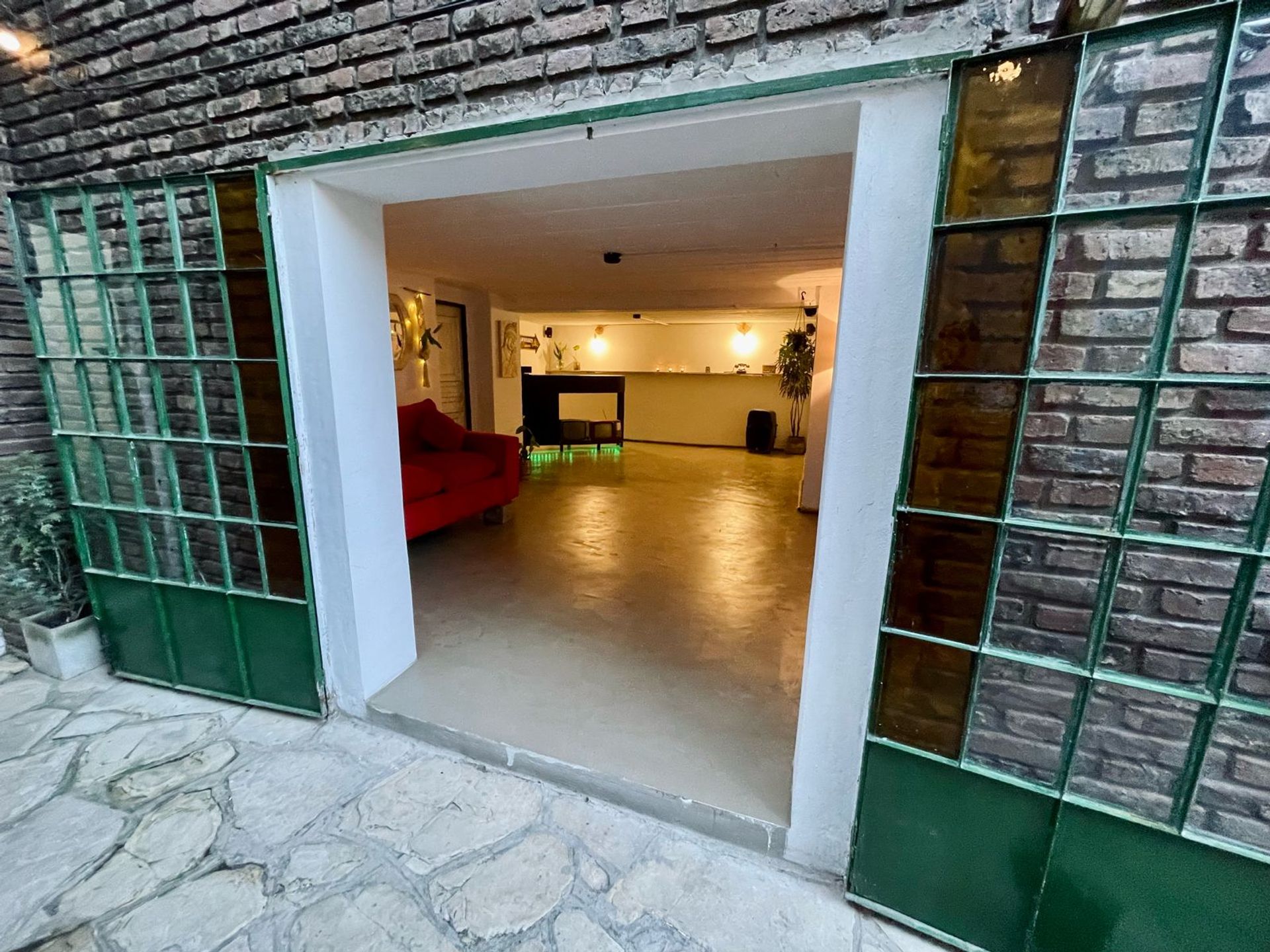 Venta Casa en Tigre con Jardín / Pileta / Cochera