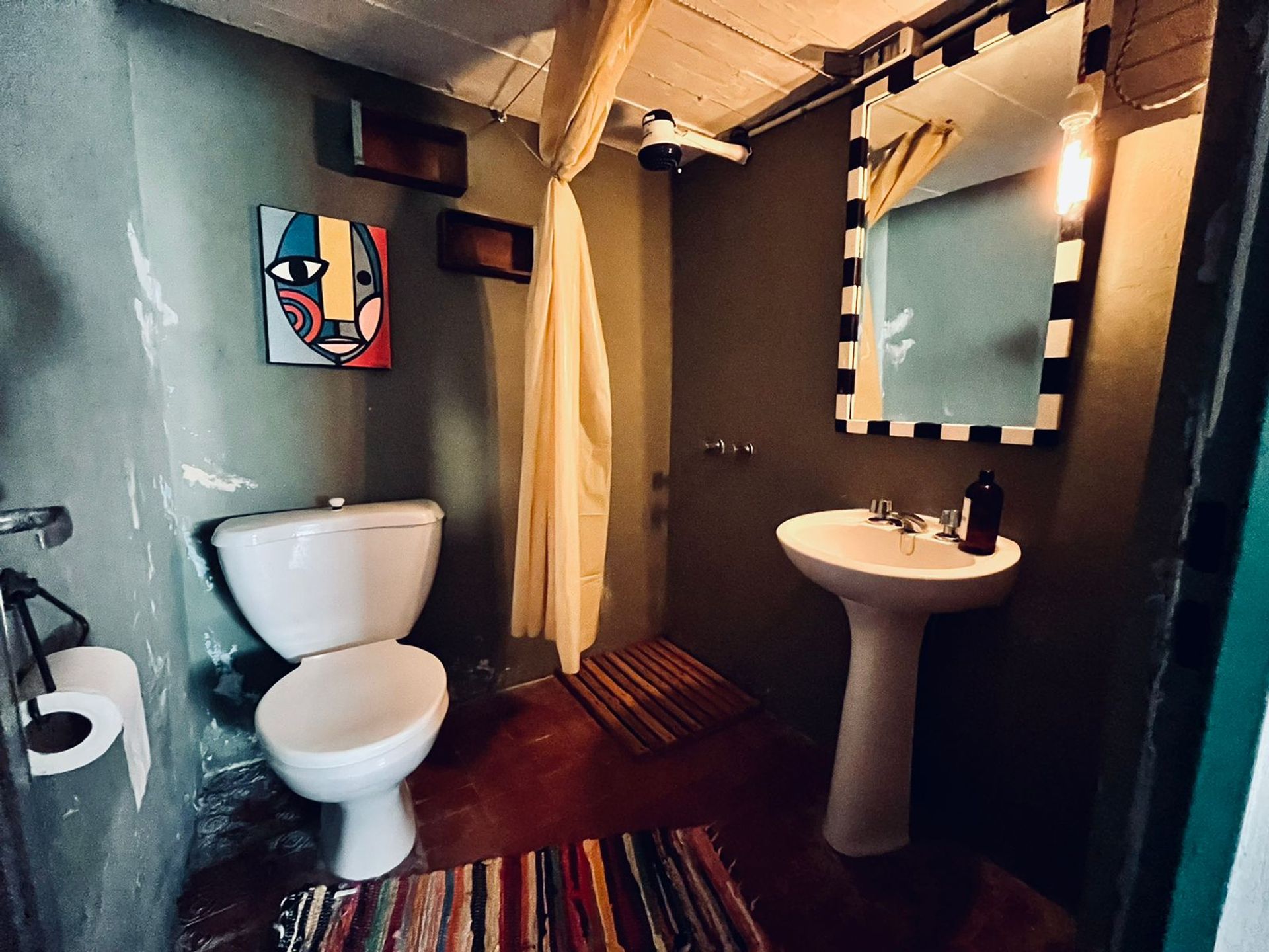 Venta Casa en Tigre con Jardín / Pileta / Cochera